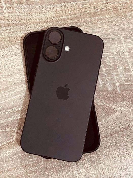 iPhone 16 Como novo