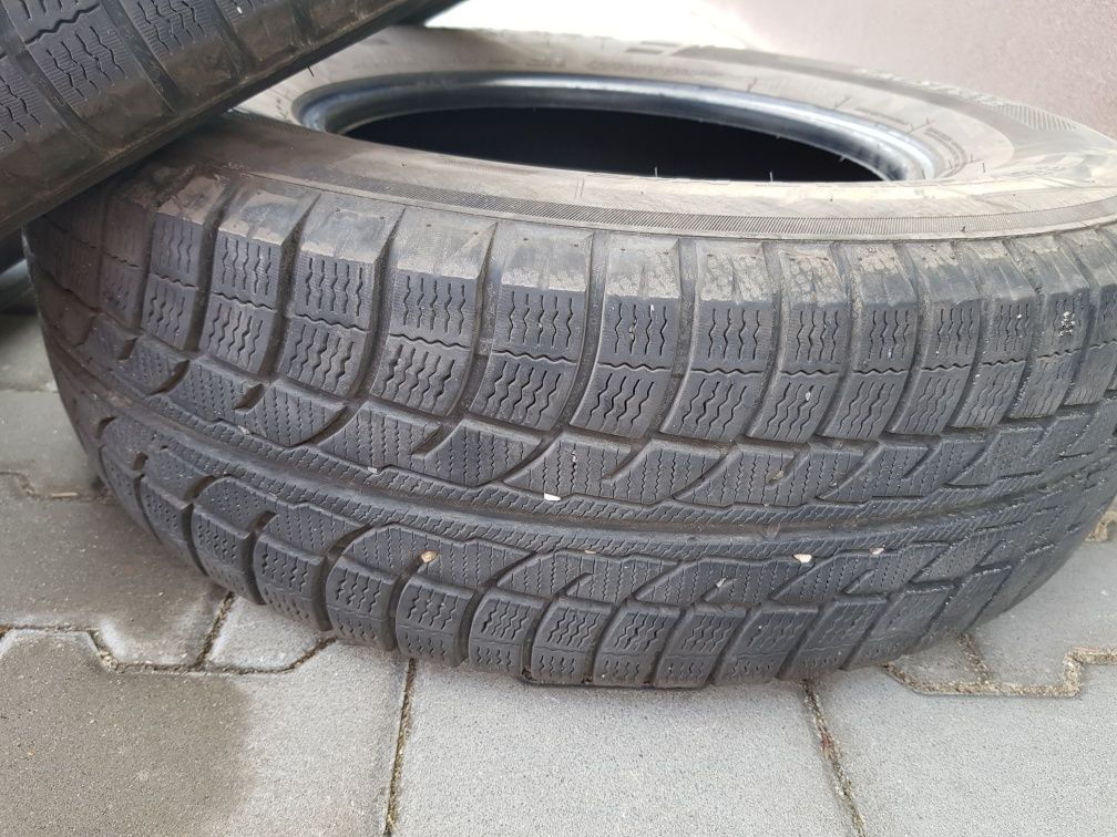 Opony Austone M+S 245/75R16 LT