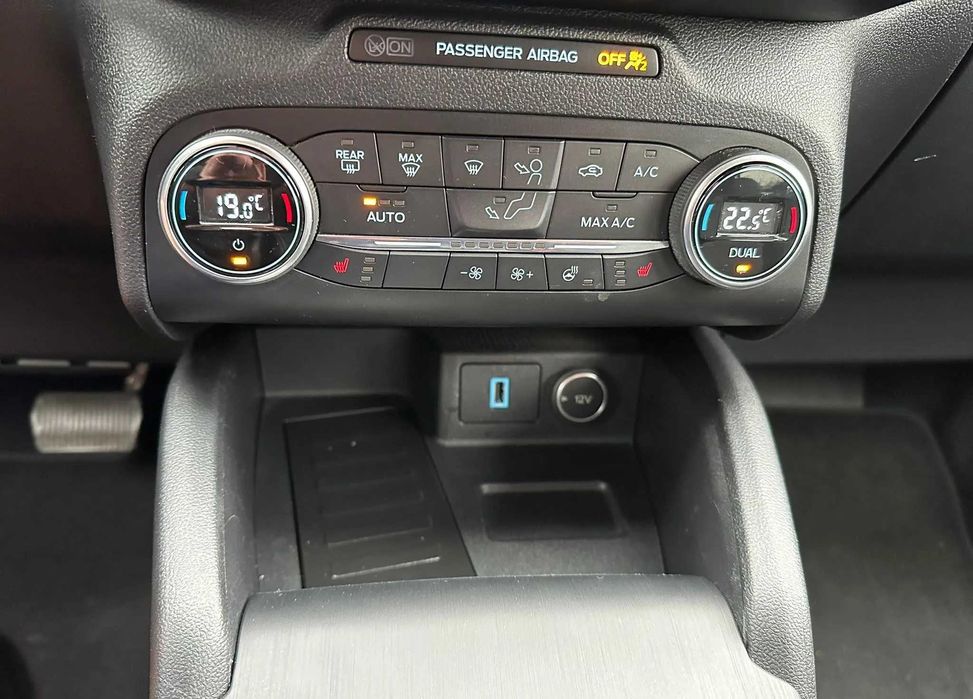 Ford Escape 2020 року