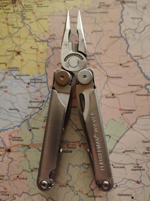 Multitool Leatherman wave