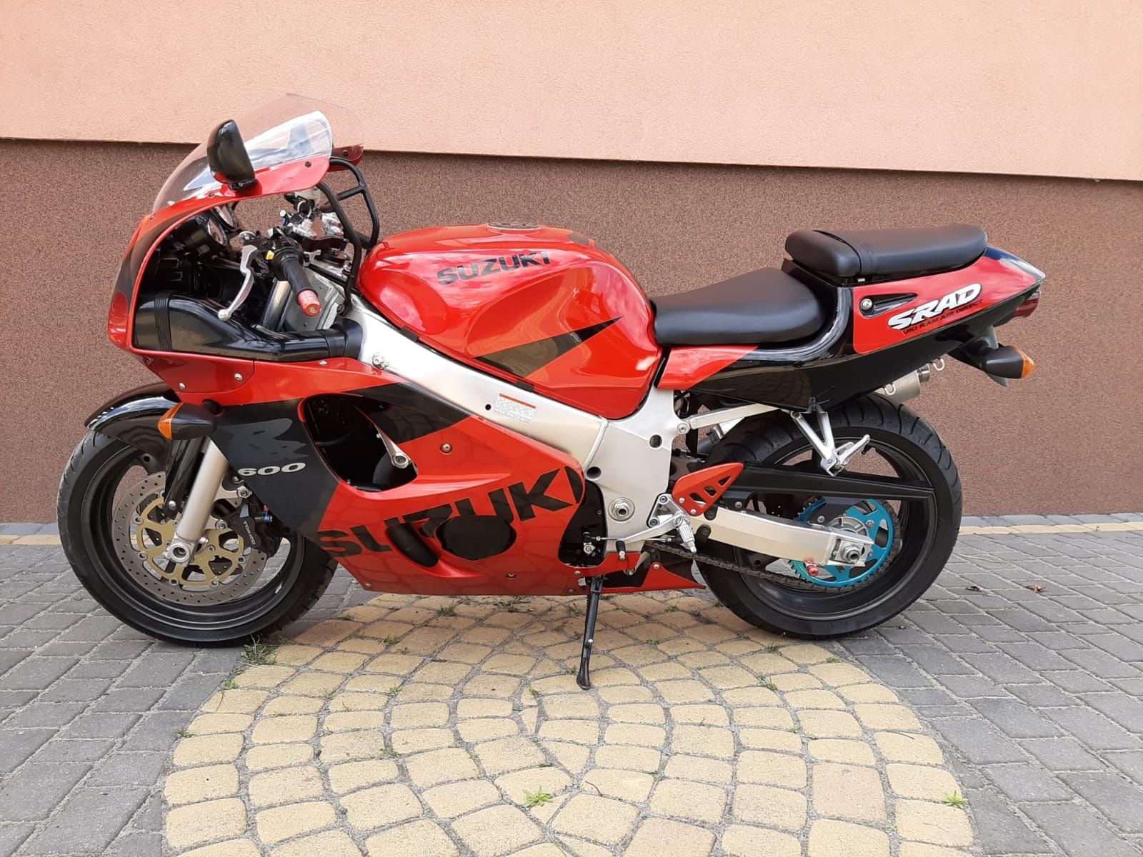 Suzuki GSX-R 600 SRAD super stan