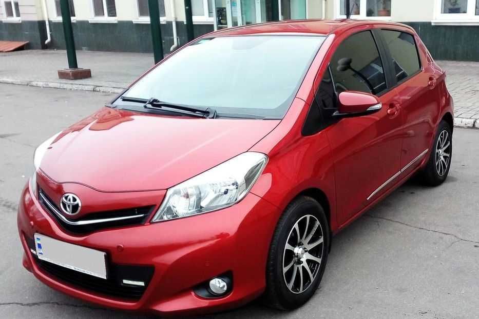 розборка шрот разборка Toyota Yaris 2013