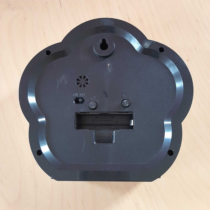 Relógio de Parede ou Mesa Despertador 15x4cm