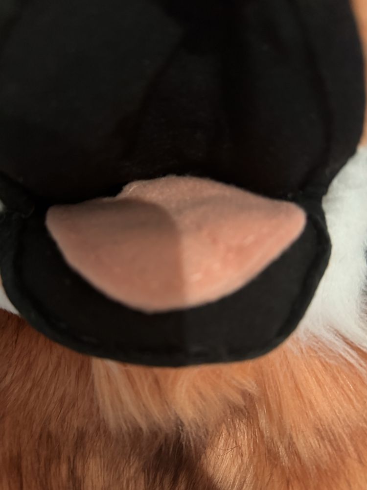 Maska furry fursuit