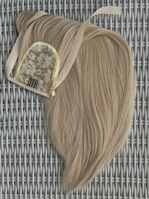 Naturalny blond - chłodny odcień blondu włosy doczepiane kucyk kitka