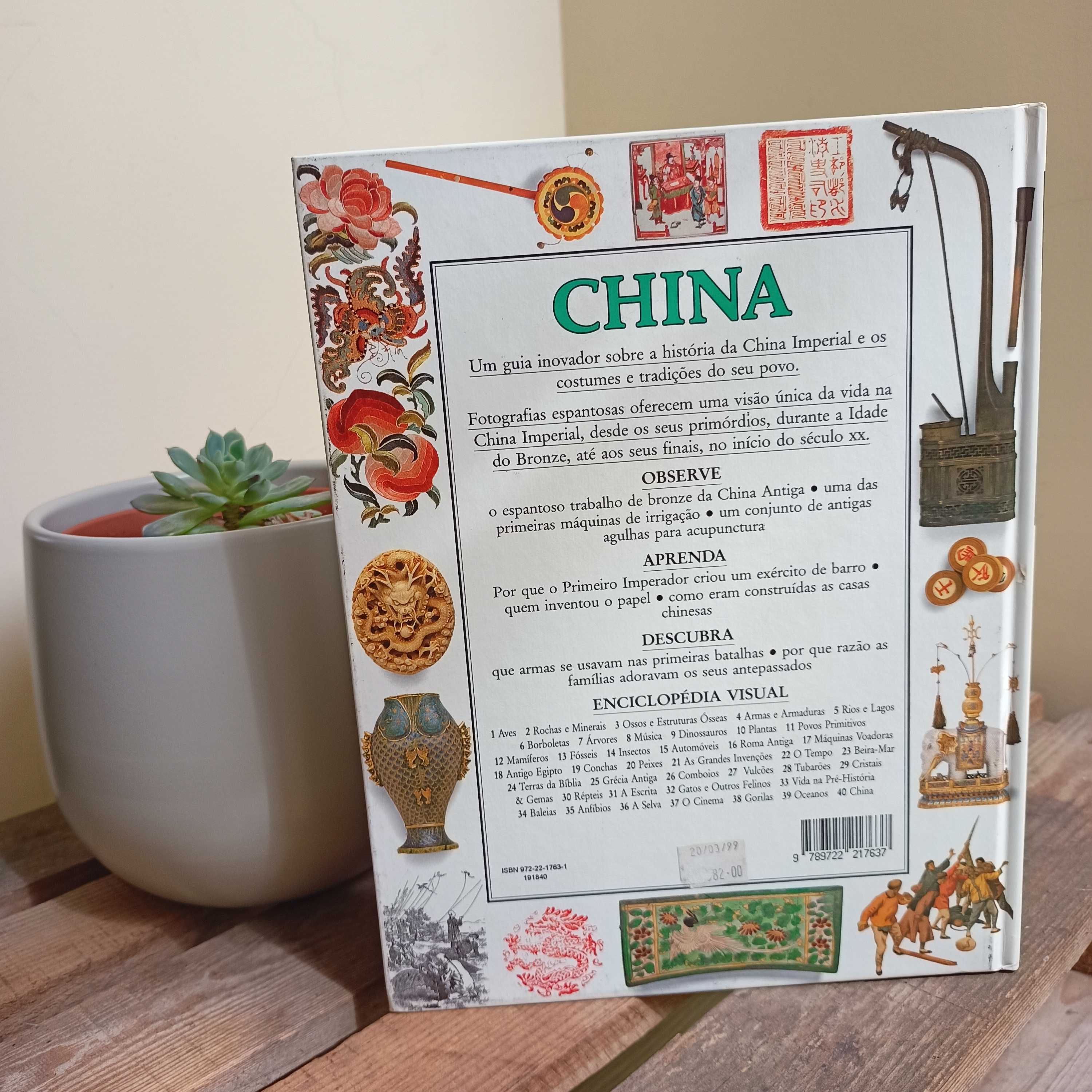 "Enciclopédia Visual: China", de Arthur Cotterell