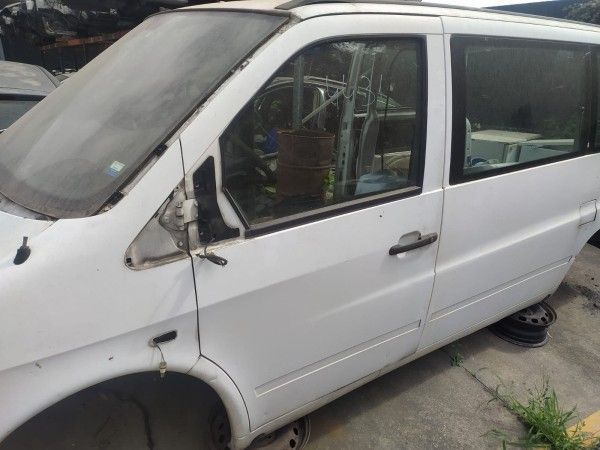 Porta Frente Esquerda Mercedes-Benz Vito Caixa (638)