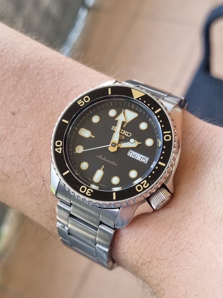 Seiko 5 Sports SRPD57K1 full set!