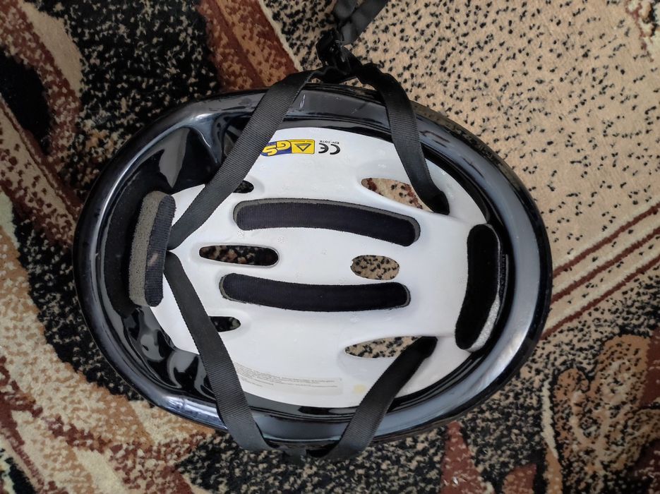 Fajny kask rowerowy