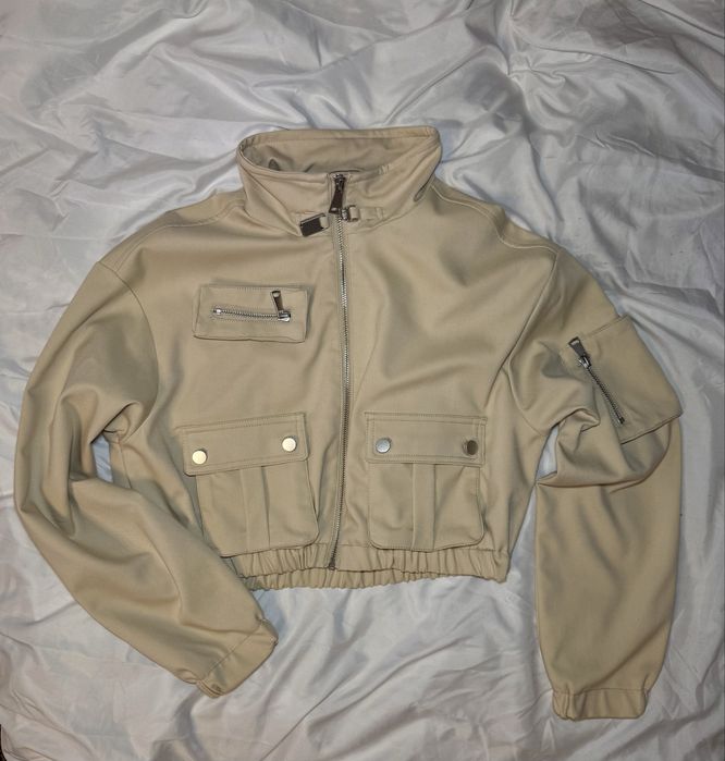 Укорочений бомбер