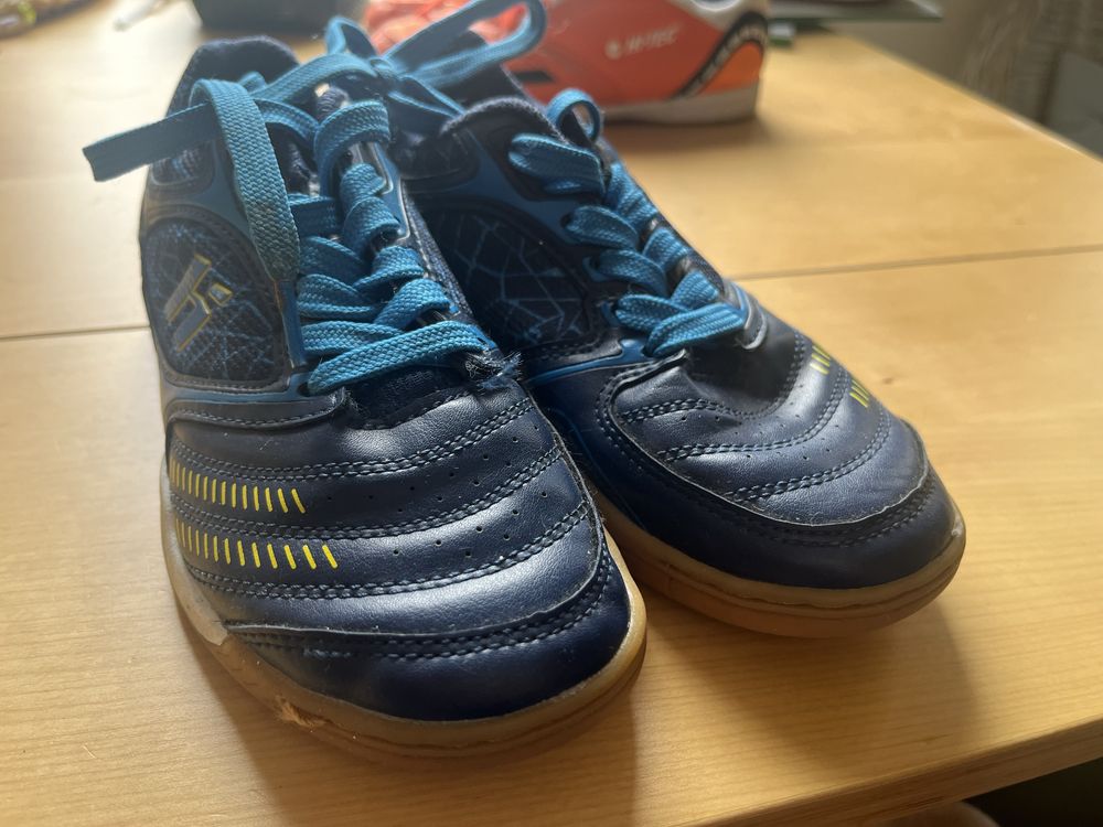 Buty sportowe halowki