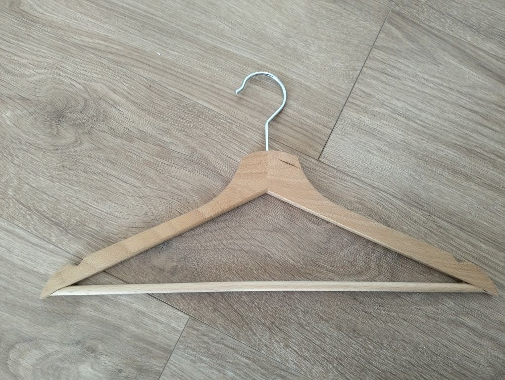 30 cabides para roupa IKEA