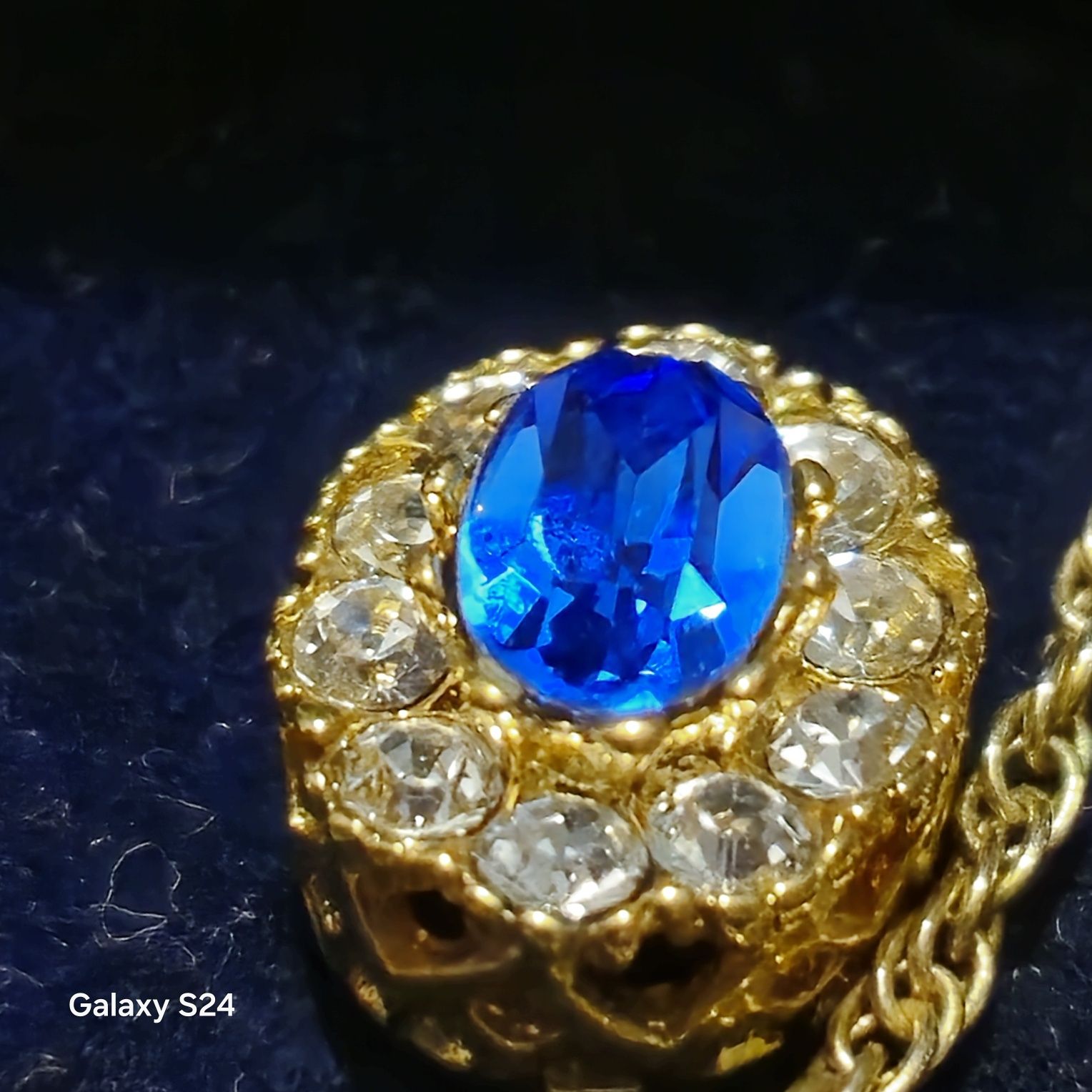 Biżuteria Art de France,naszyjnik i kolczyki z kamieniami Swarovski