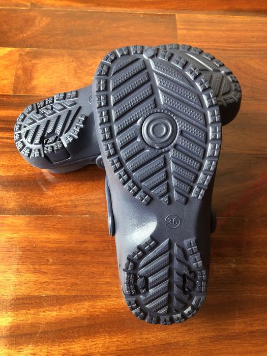Chinelos (Crocs) 36