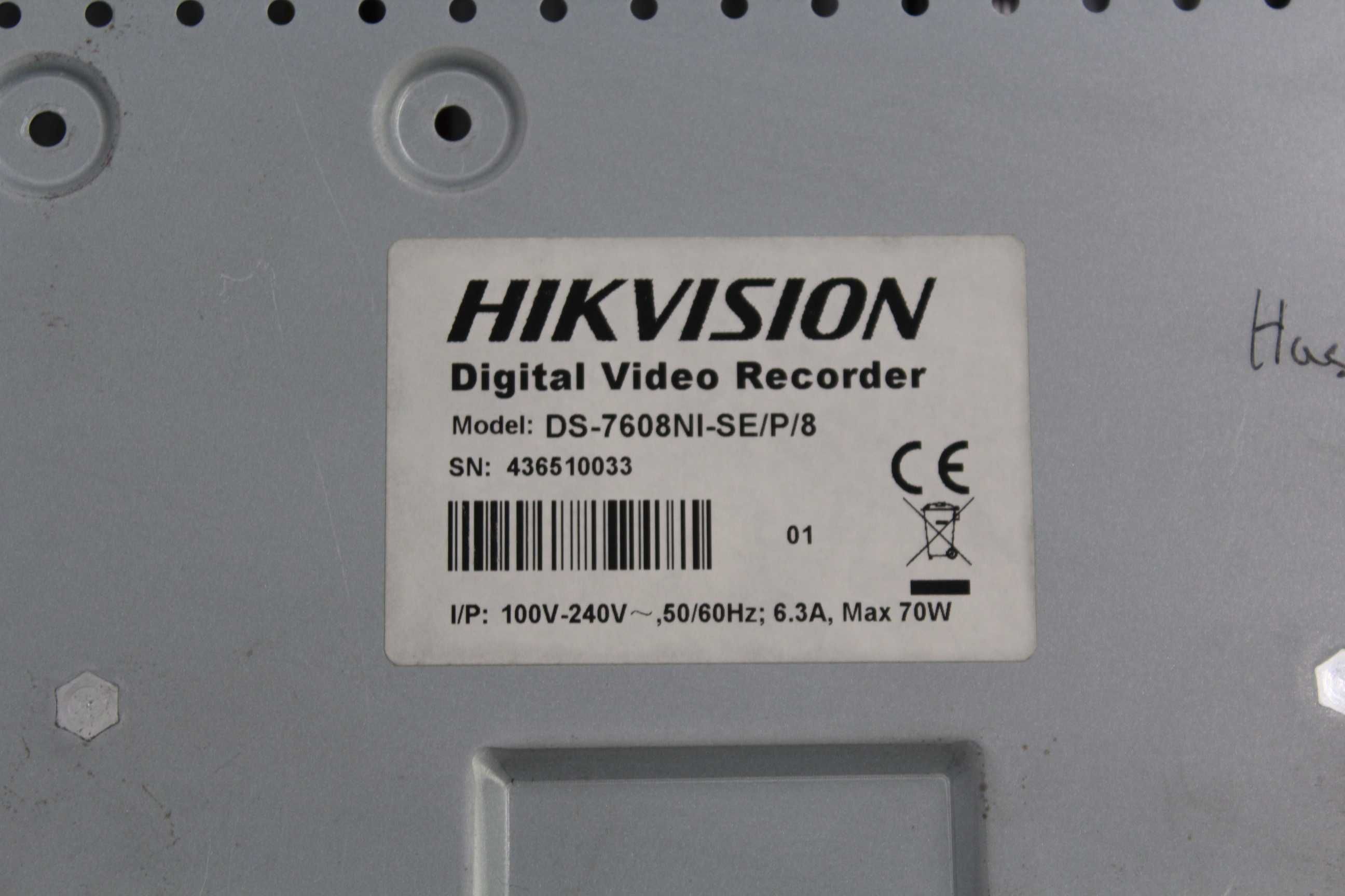 Rejestrator HIKVISION DS-7608NI-SE/P/8