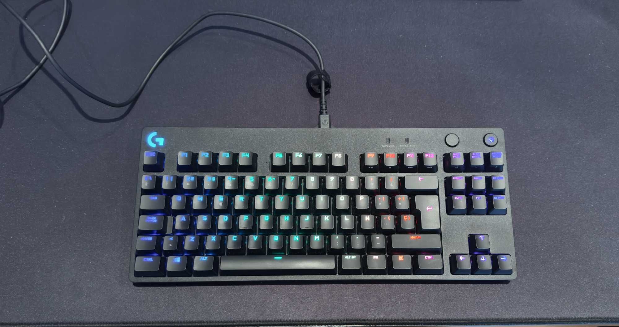 Logitech G PRO Teclado Mecânico TKL Gaming RGB Switch GX Blue