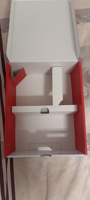 Pudełko od Nintendo Switch Oled