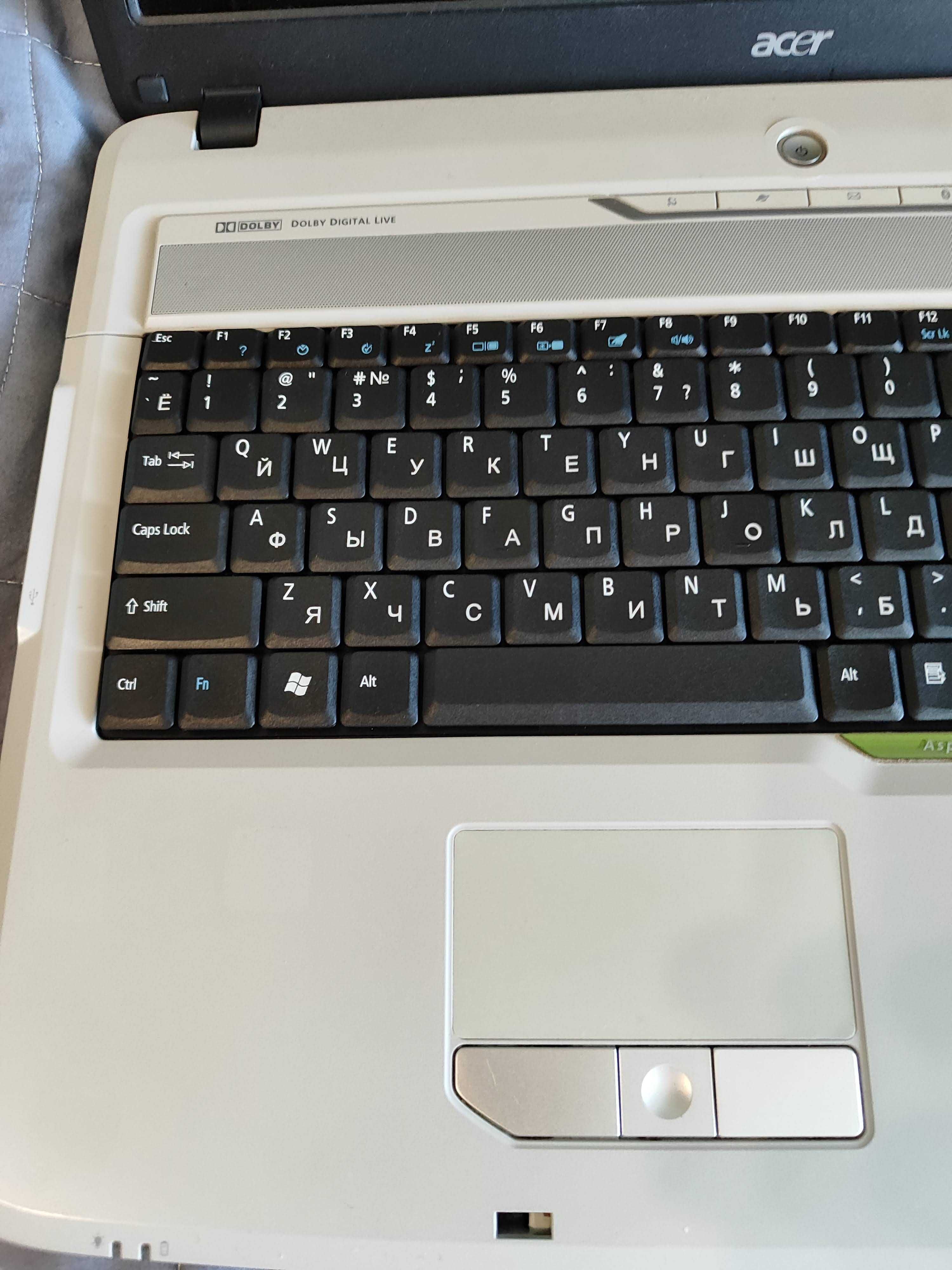 Ноутбук Acer Aspire 7720z. 17 дюймов + мышка + чехол