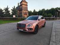 Bentley Bentayga BENTLEY BENTAYGA 6.0 W12 full opcja niski przebieg bezwypadkowy!