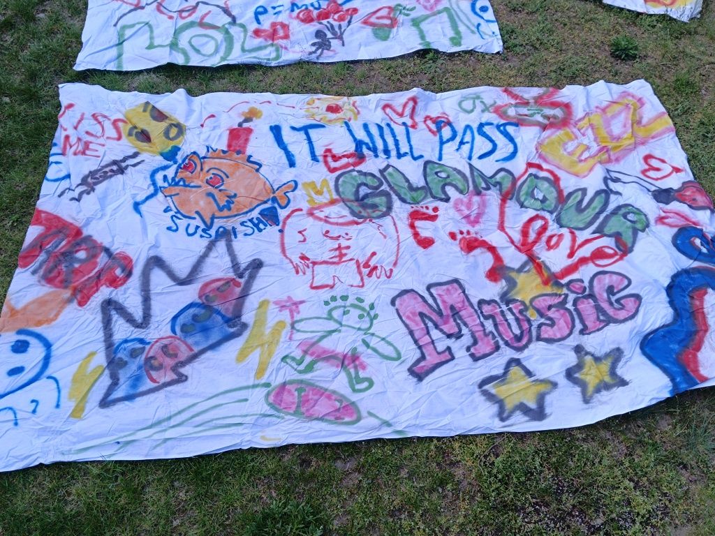 Dekoracja ścienna ręcznie robione graffiti na materiale