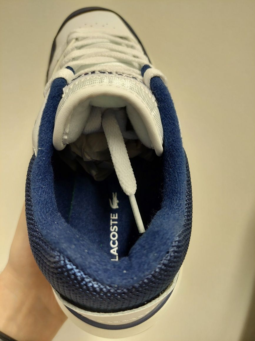Tenis Lacoste novos 41
