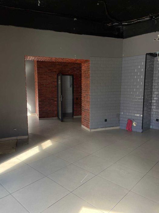 Оренда приміщення на вул. Хмельницького