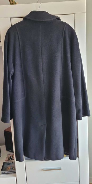 Płaszcz damski PABIA 100 % wełna owcza czarny