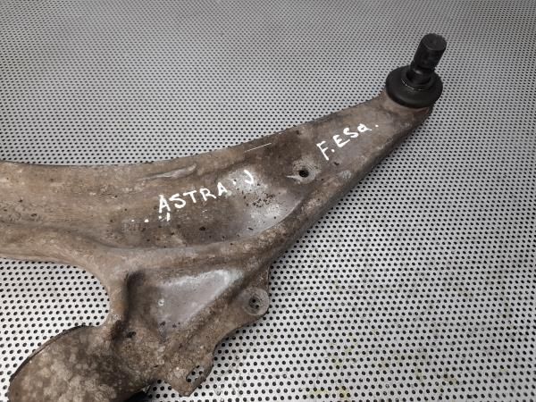 Braço de suspensão frente esquerdo OPEL Astra J Sports Tourer