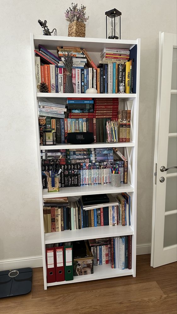 Продам Стеллаж для книг