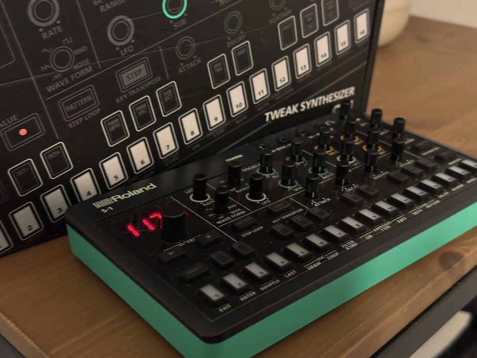 Roland AIRA Compact S-1 Tweak Synth