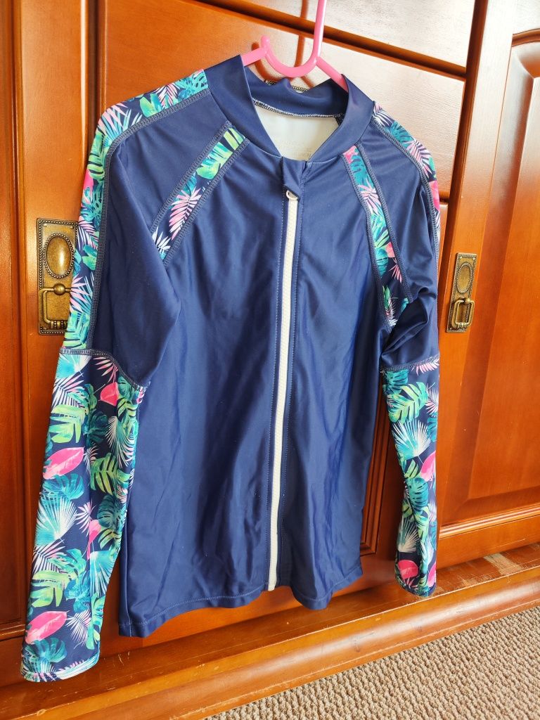 Koszulka UV surfingowa z długim rękawem na zame t-shirt 9- 10 lat