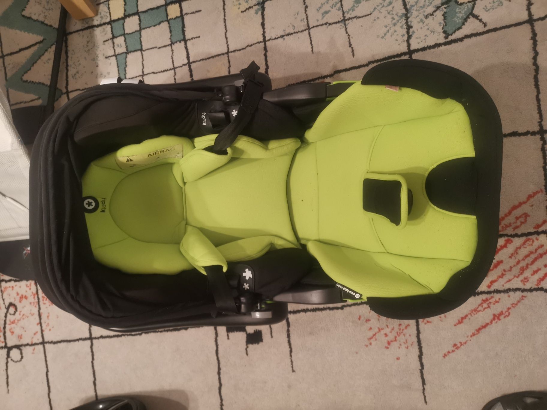 Fotelik samochodowy Kiddy 0-13 kg, z bazą isofix, nie Cybex, britax