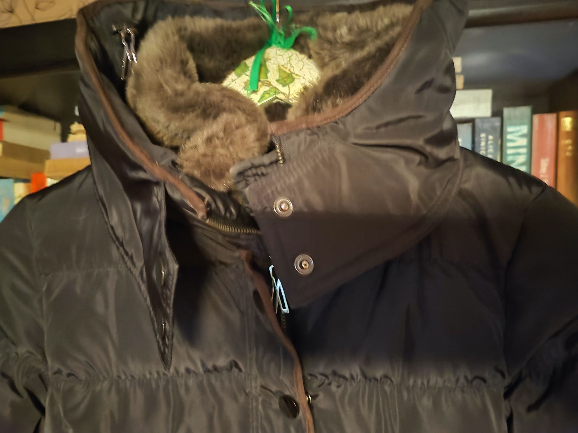 Długa kurtka zimowa taliowana dopasowana ocieplana płaszcz  xs