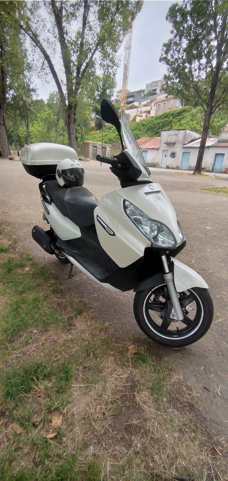 Scooter Piaggio 300cc X Evo 7 Motor a 100% Boa Mecânica de confiança .