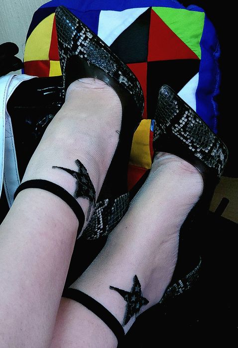 модельные туфли на каблуке и на танкетке