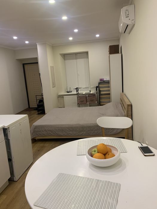 Сдам от хозяина 1 комнатную студию Центр города, р-н ТЦ Афины