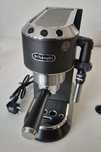 Exspres kolbowy DeLonghi Dedica Style