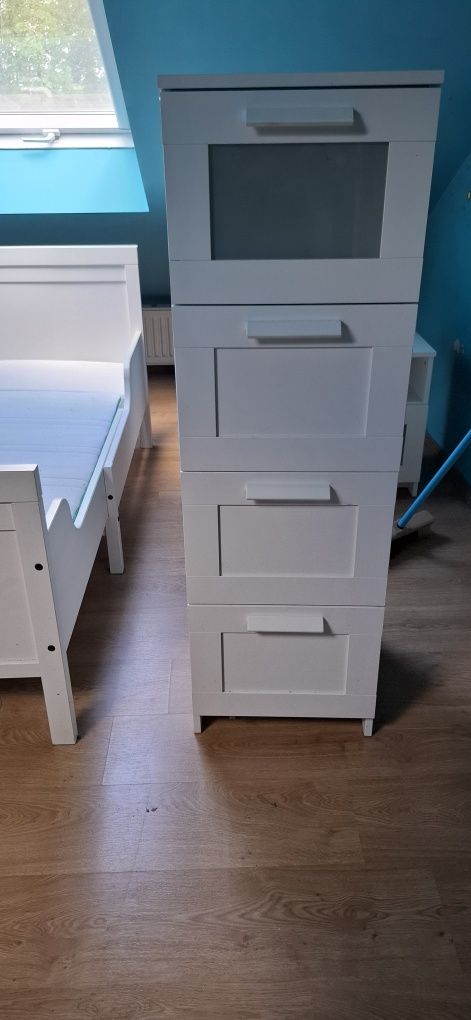 Komplet mebli IKEA dla dwójki dzieci