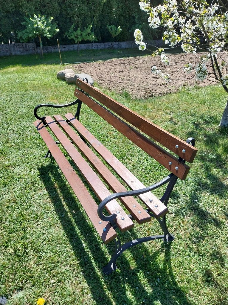Sprzedam ławkę + stół ogrodowy