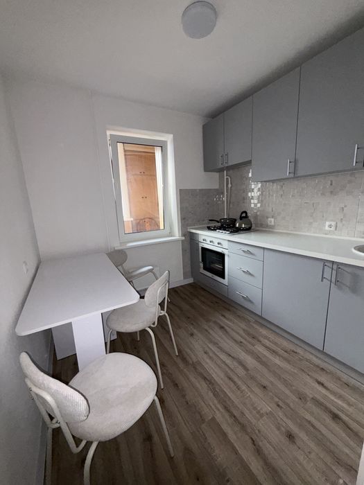 Аренда квартиры 1 к ул Ревуцкого рядом м Позняки есть газ все новое