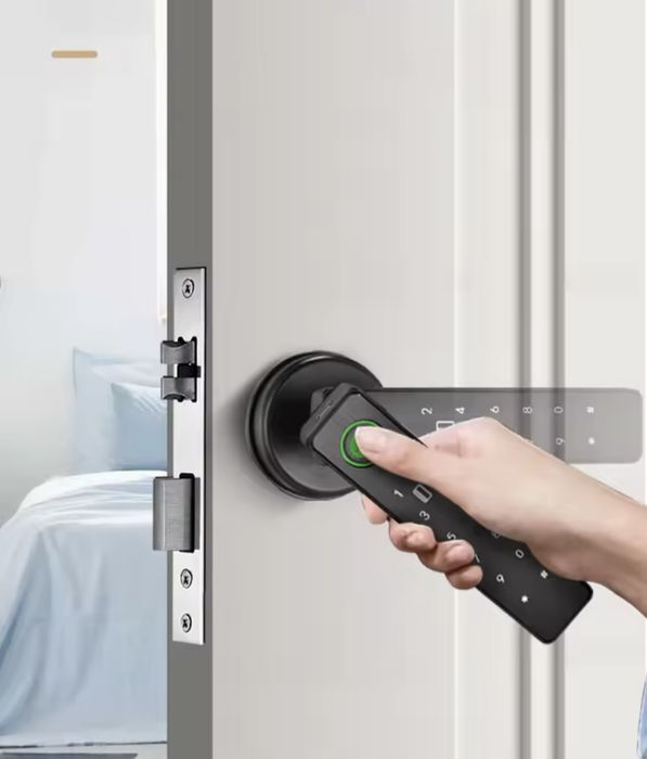 Fechadura inteligente tuya