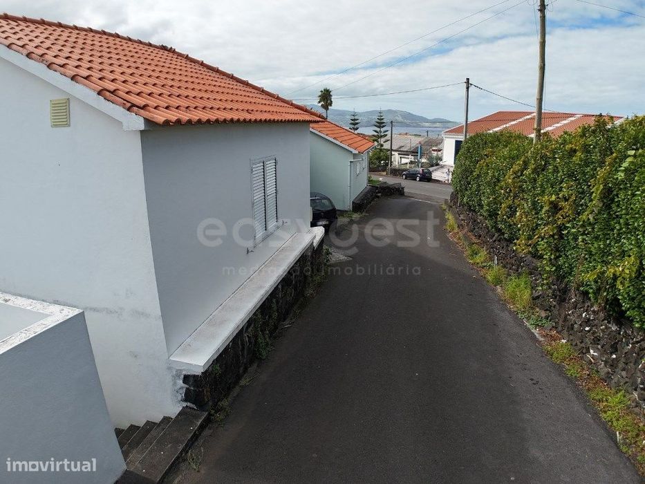 Apartamento T2 no Rés do Chão - Madalena, Ilha do Pico