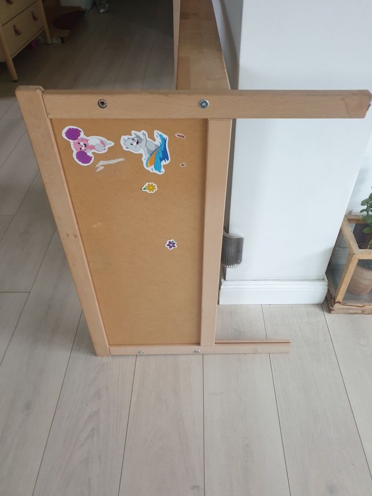 Łòżko drewniane ikea