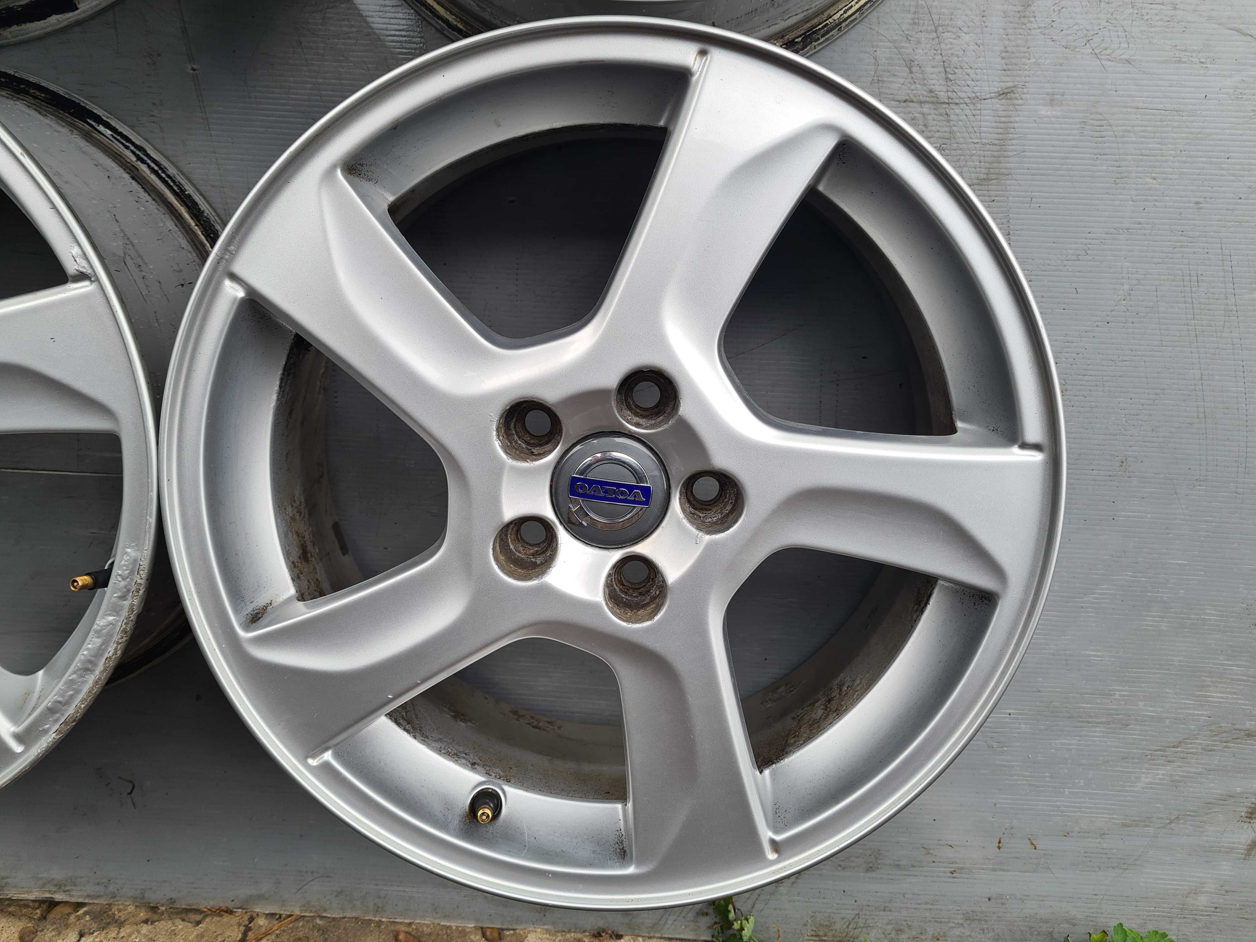 Felgi Volvo Borbet 17'' 7J ET50 5x108 Ford Focus Mondeo C30 S40 V60