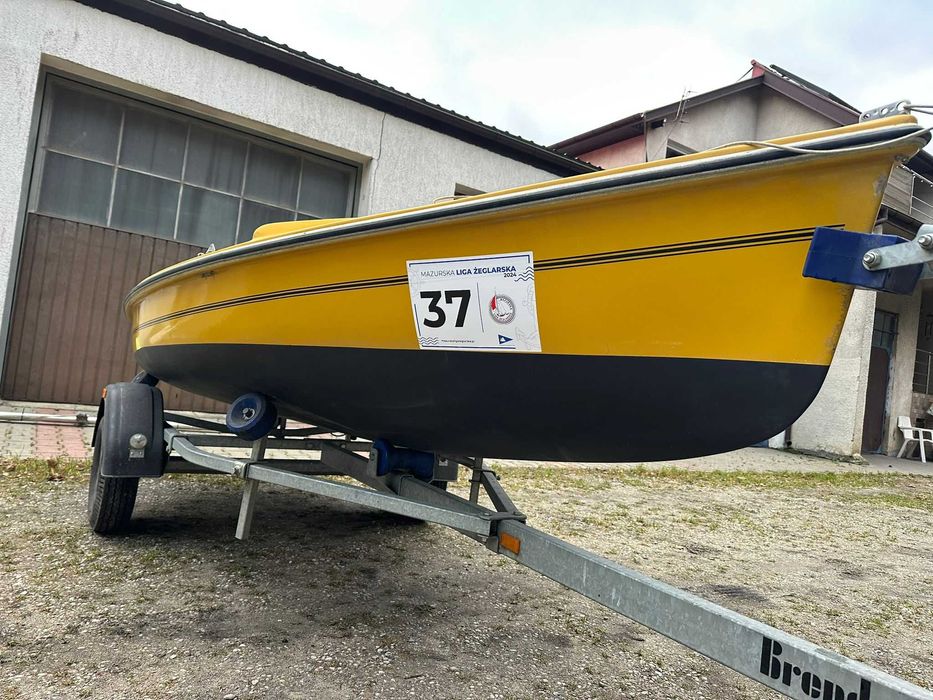 Żaglówka otwarto-pokładowa FLYING BEE, jacht, OMEGA, 470, 420, zefir