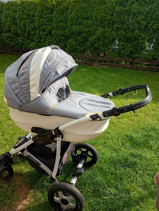 Sprzedam wózek 2w1 camarelo