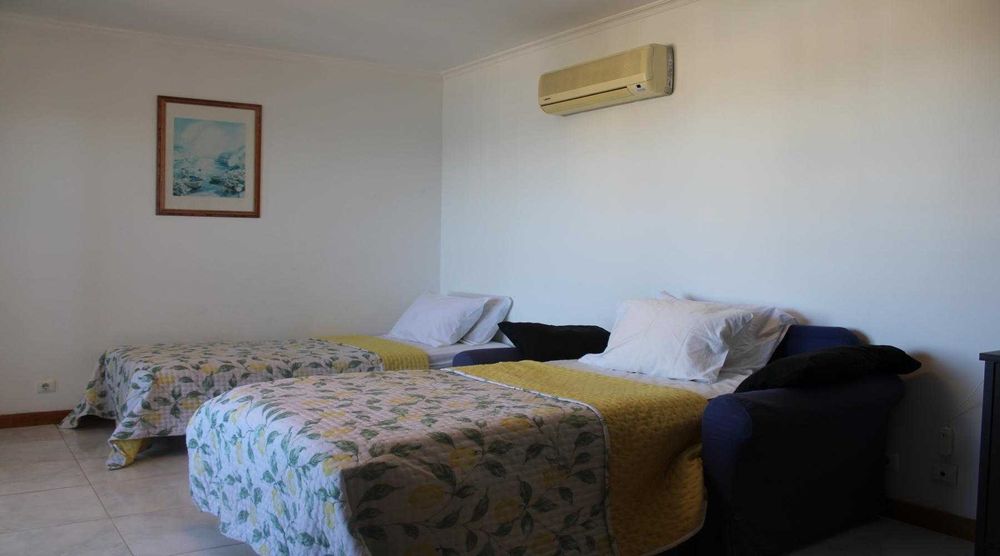 Arrenda-se T1 até maio - na praia da rocha