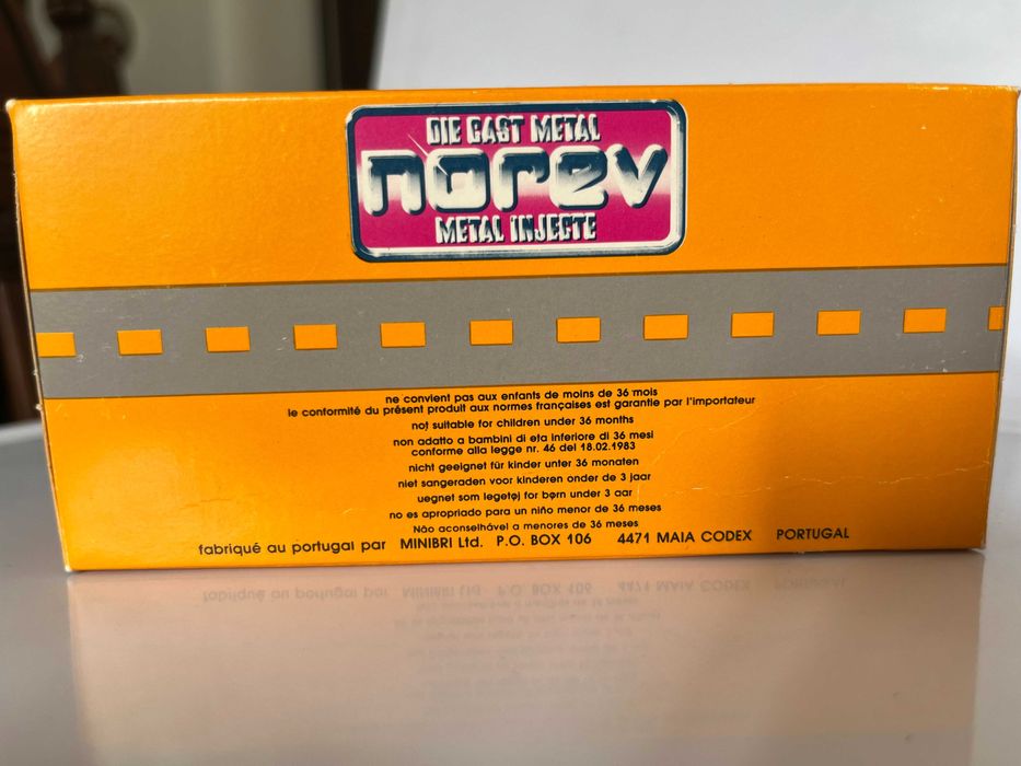 Renault 4 Fourgonnette - CTT Correios de Portugal - esc.1/43