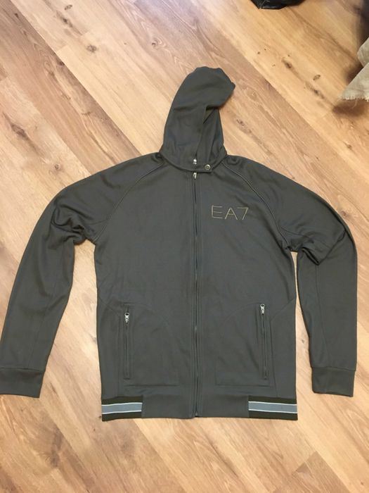 худі Emporio Armani EA7. розмір по замірах L - XL