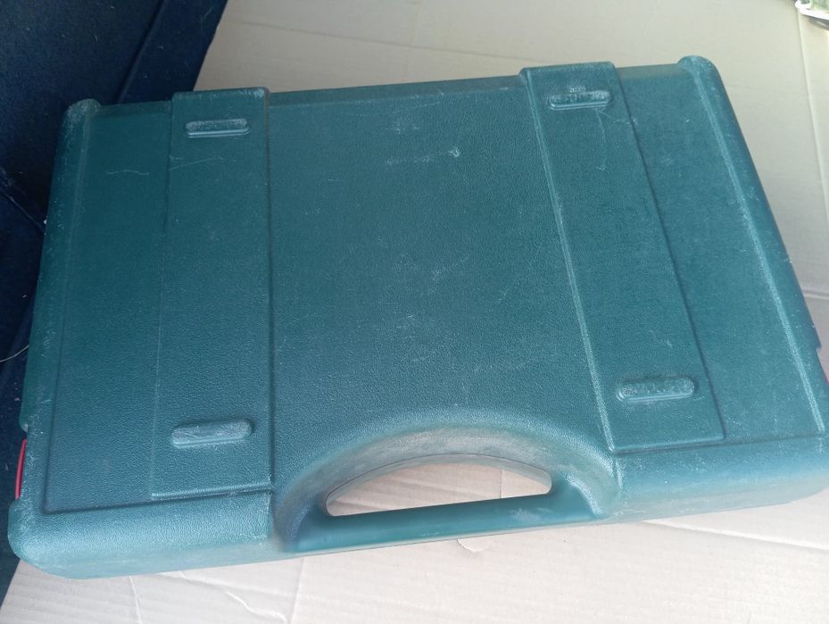 skrzynka walizka do wiertarki METABO